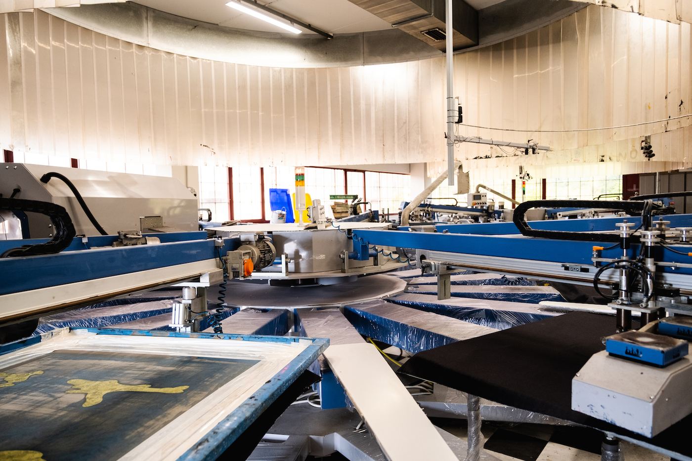 Inside the Khinà Production print department